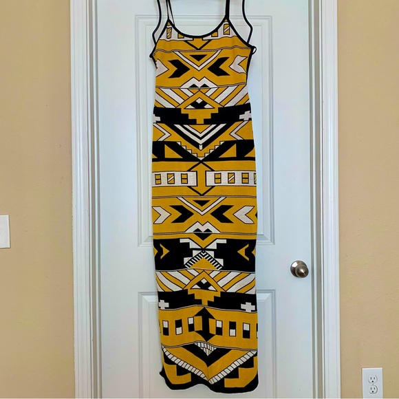 KhosiNkosi Runway Collection Designer Sweater dress, fits Medium - Picture 1 of 5